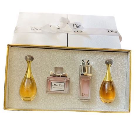 dior miniatur parfum|christian dior mini perfume set.